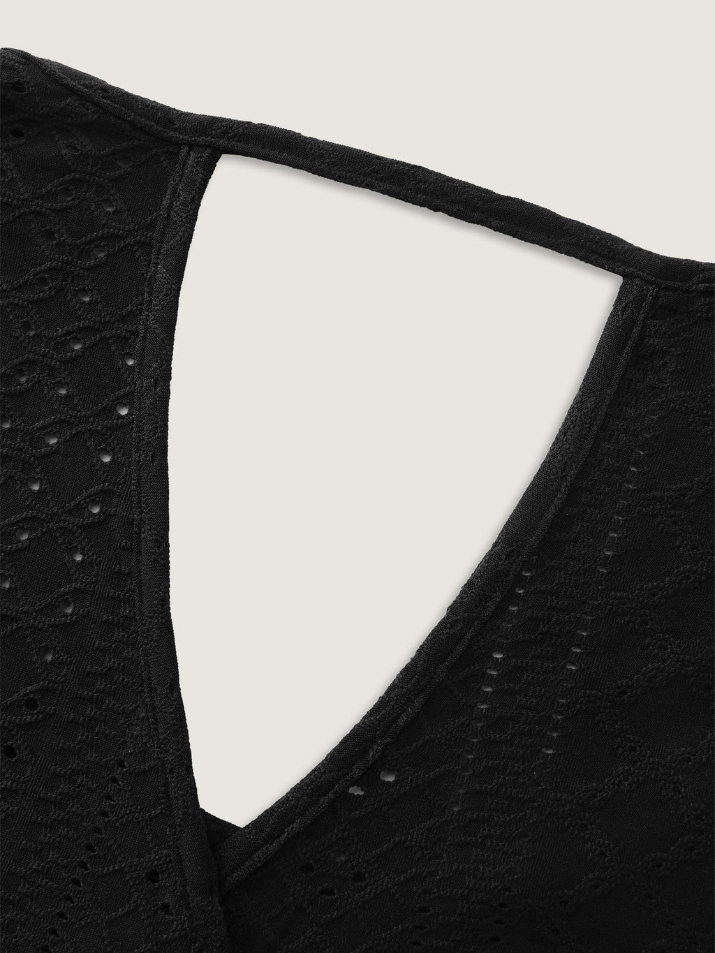 Stretchy Textured Round Neck Tank Top