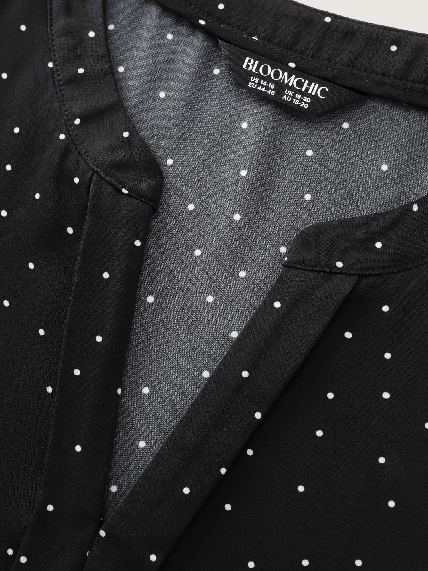 Micro Dots Charm Pleated Blouse