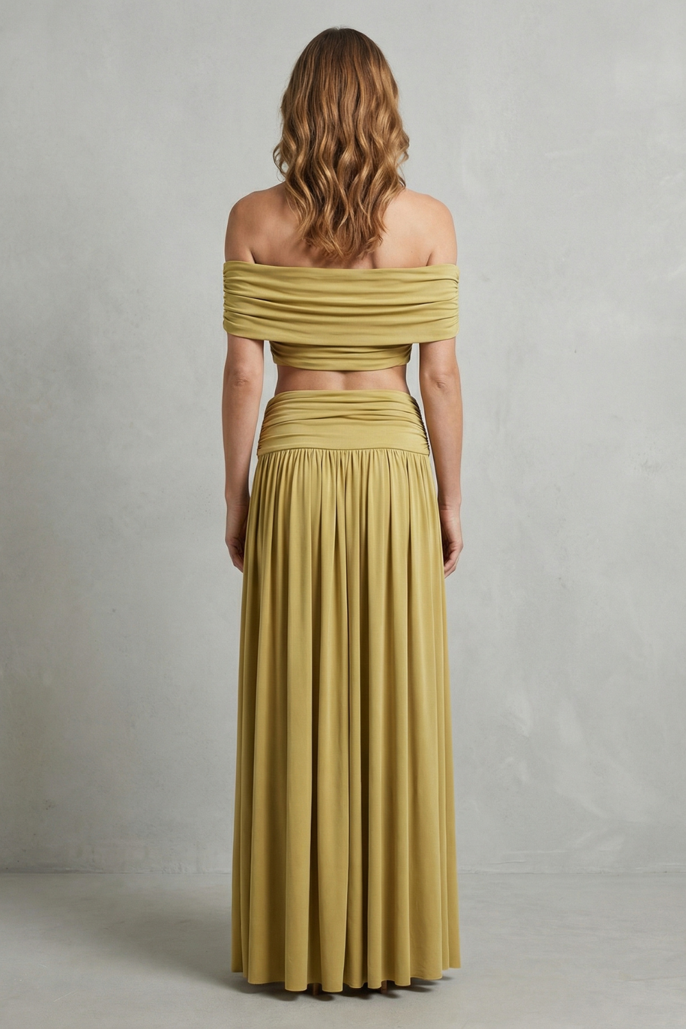 Ramona – Golden glow – Women’s Off-Shoulder Ruched Skirt Set