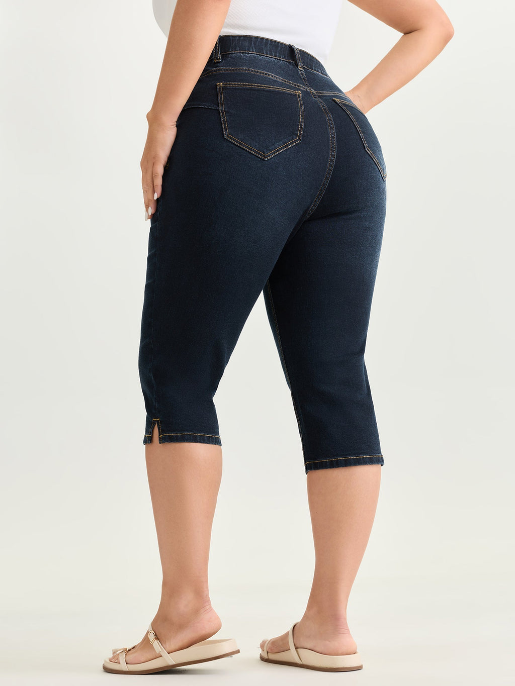 Stretchy Cropped Skinny-Fit Jeans