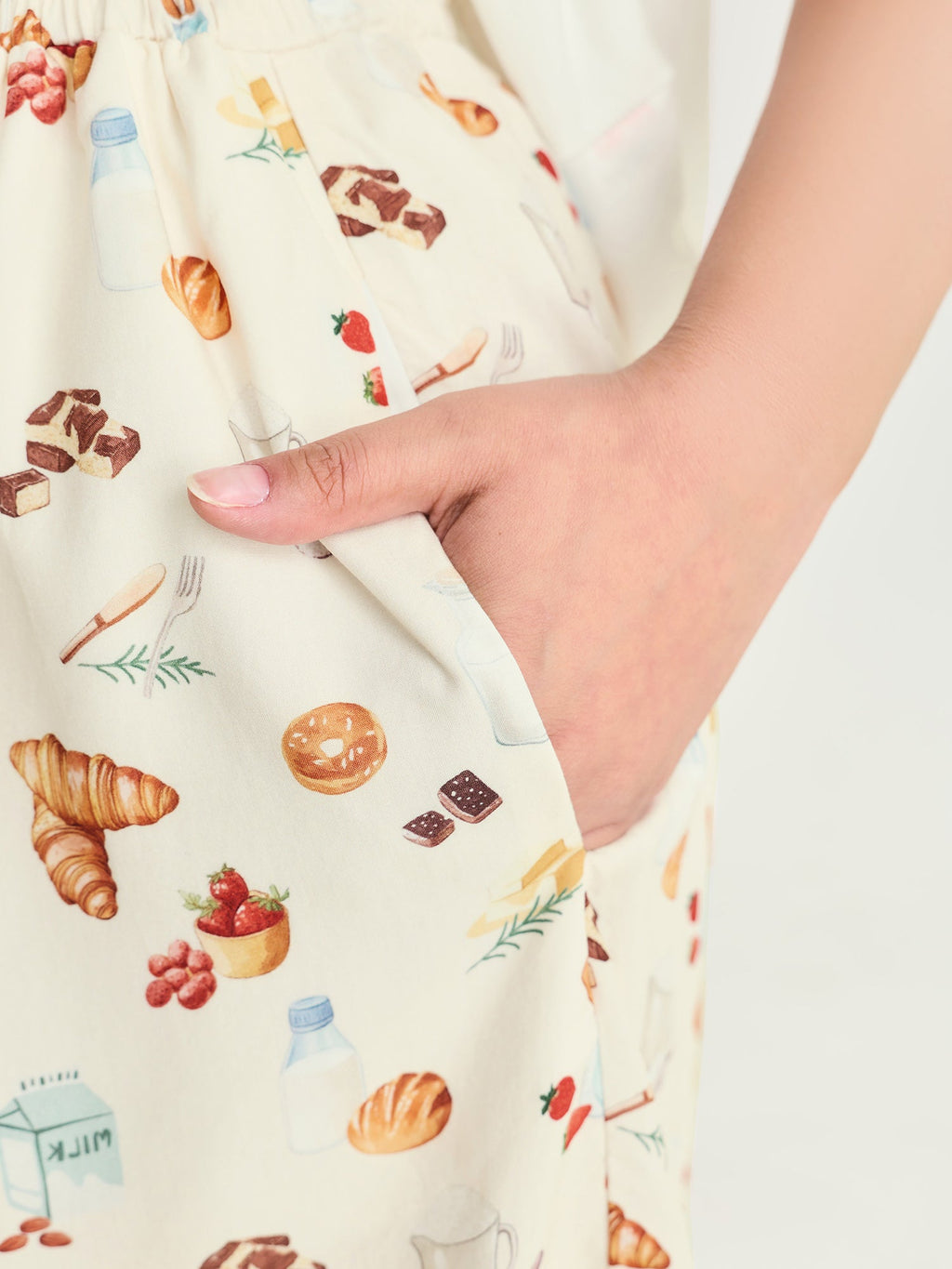 Supersoft Butter Croissant Print Lounge Set