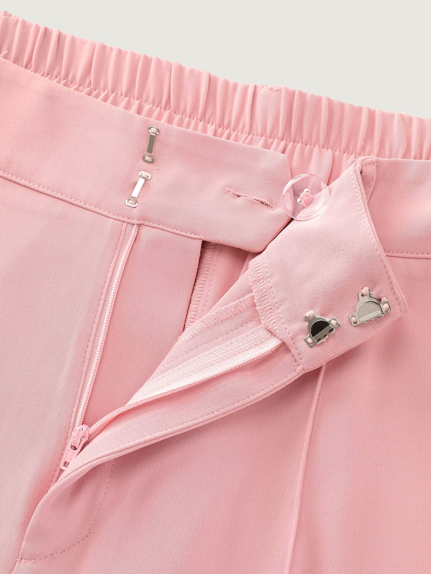 Seamed Curve-Friendly Plain Pants