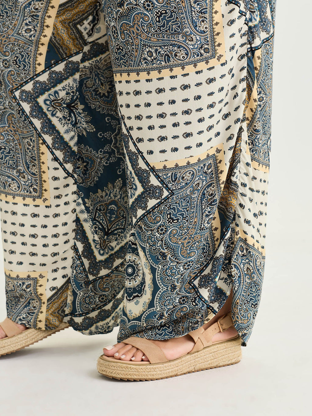 Supersoft Geometric Print Shirred Waist Pants