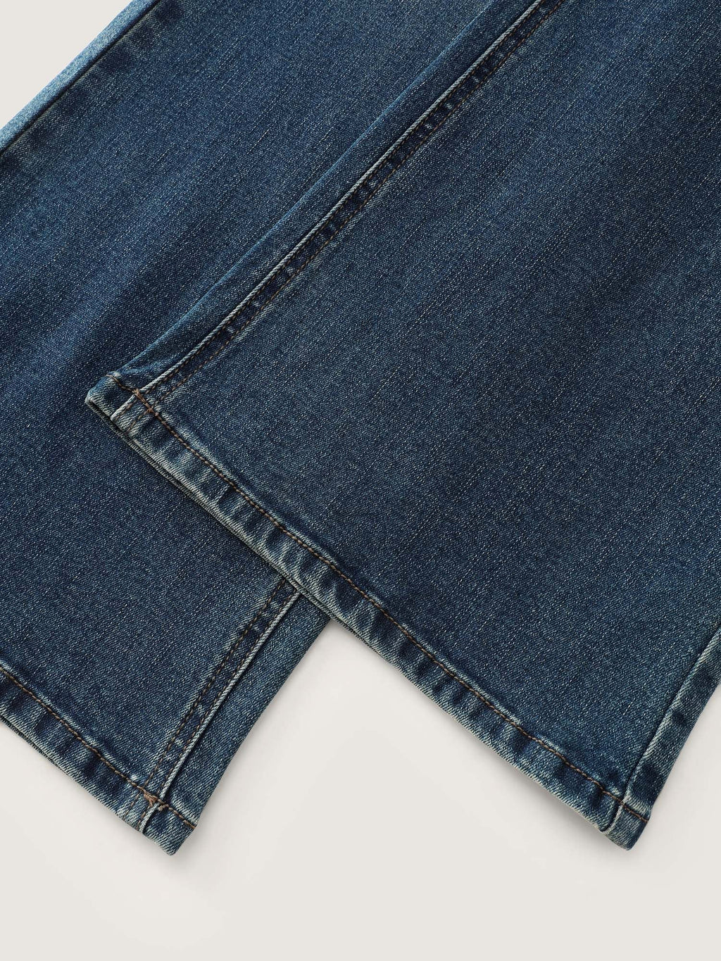 Pull-On Elastic Waistband Jeans