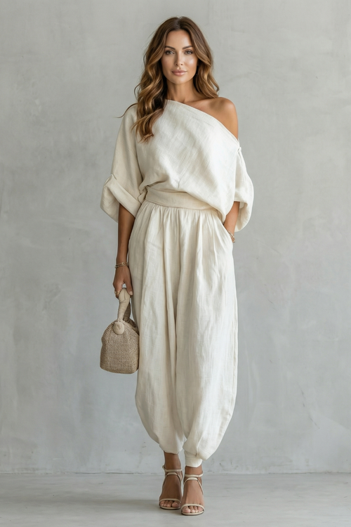 Alméra – Relaxed off shoulder elegance – Two piece set
