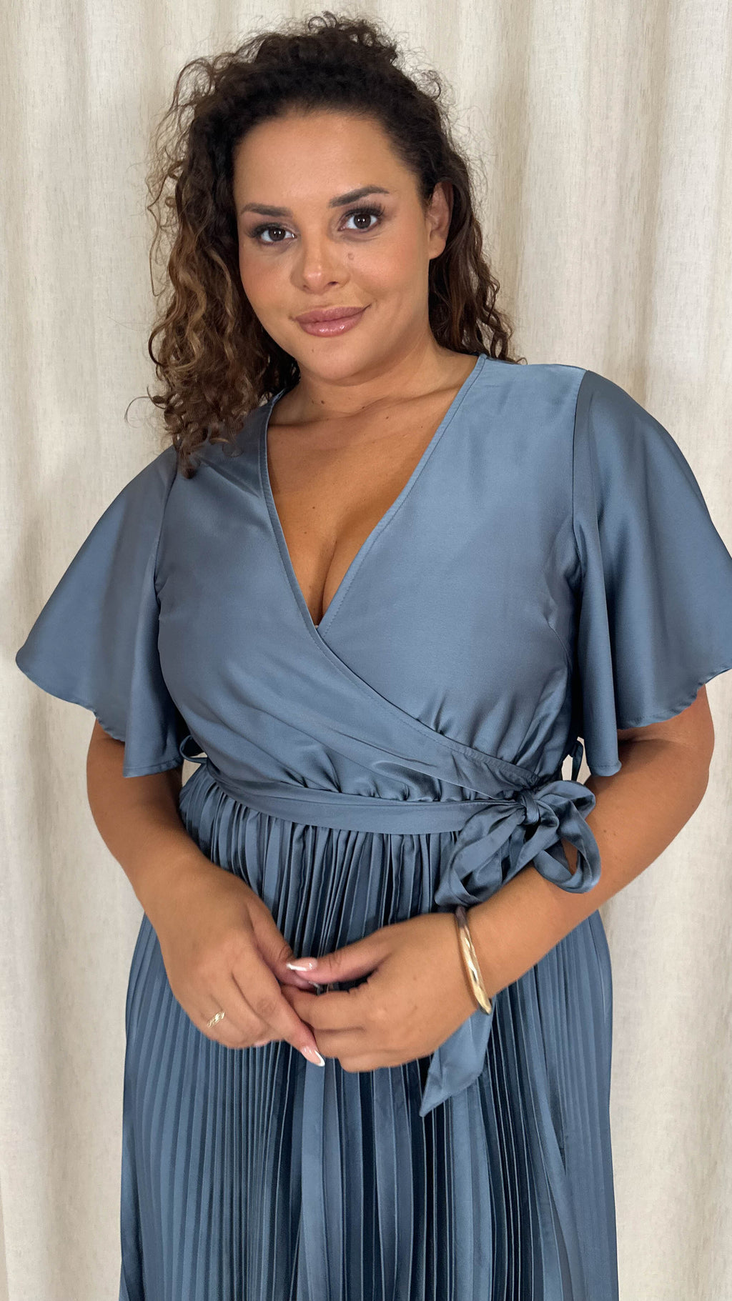CurveWow Short Sleeve Pleated Midi Dress Gunmetal Grey