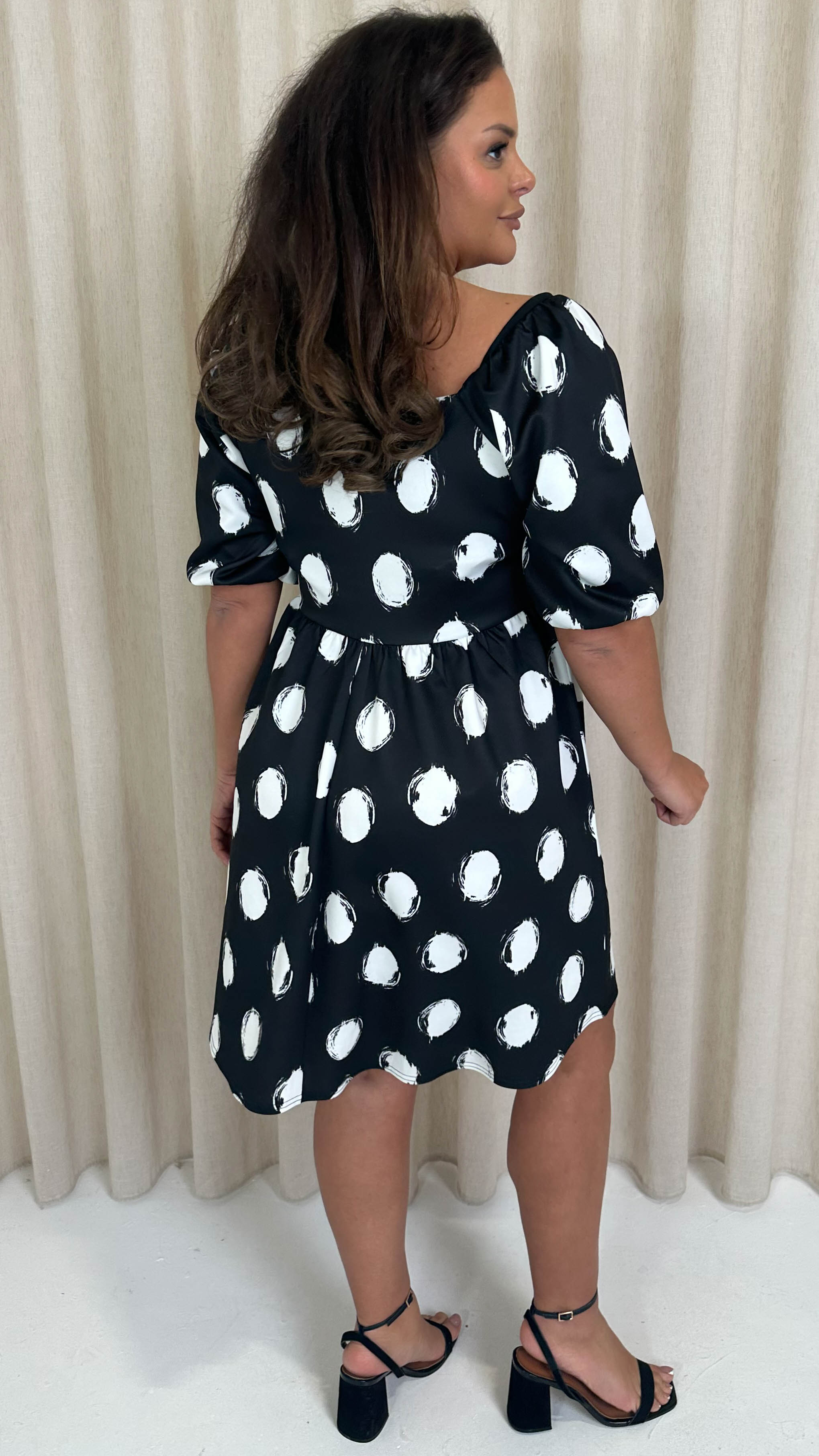 CurveWow Milkmaid Mini Dress Mono Spot