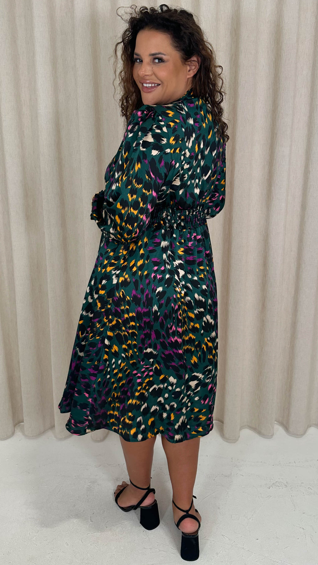CurveWow Pussybow Smock Dress Green Animal