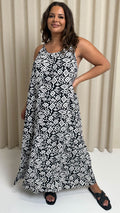CurveWow Swing Cami Maxi Dress Mono Aztec