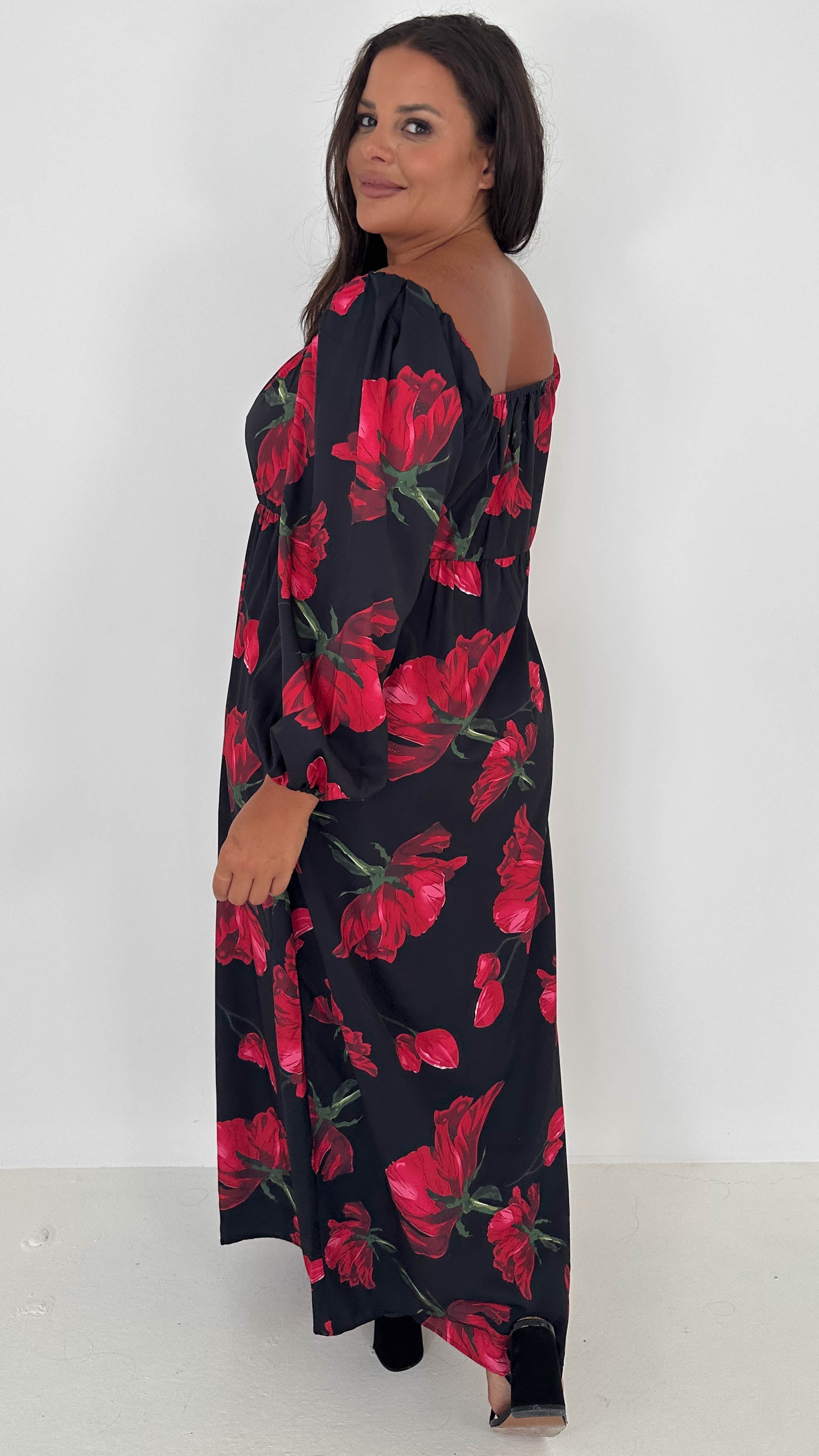 CurveWow Square Neck Maxi Dress Black & Red Floral