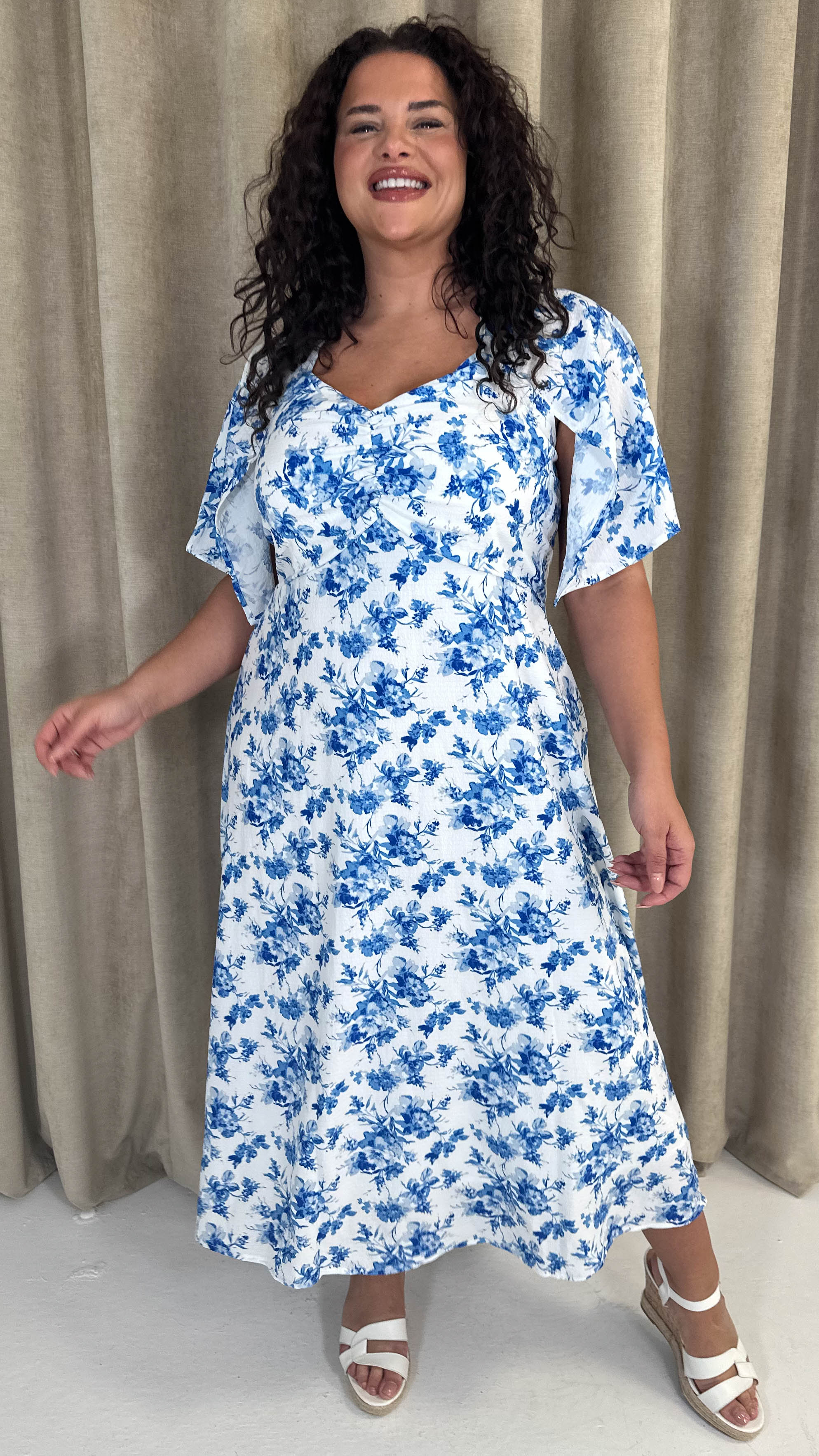 CurveWow Ruched Front Midi Dress Blue Floral