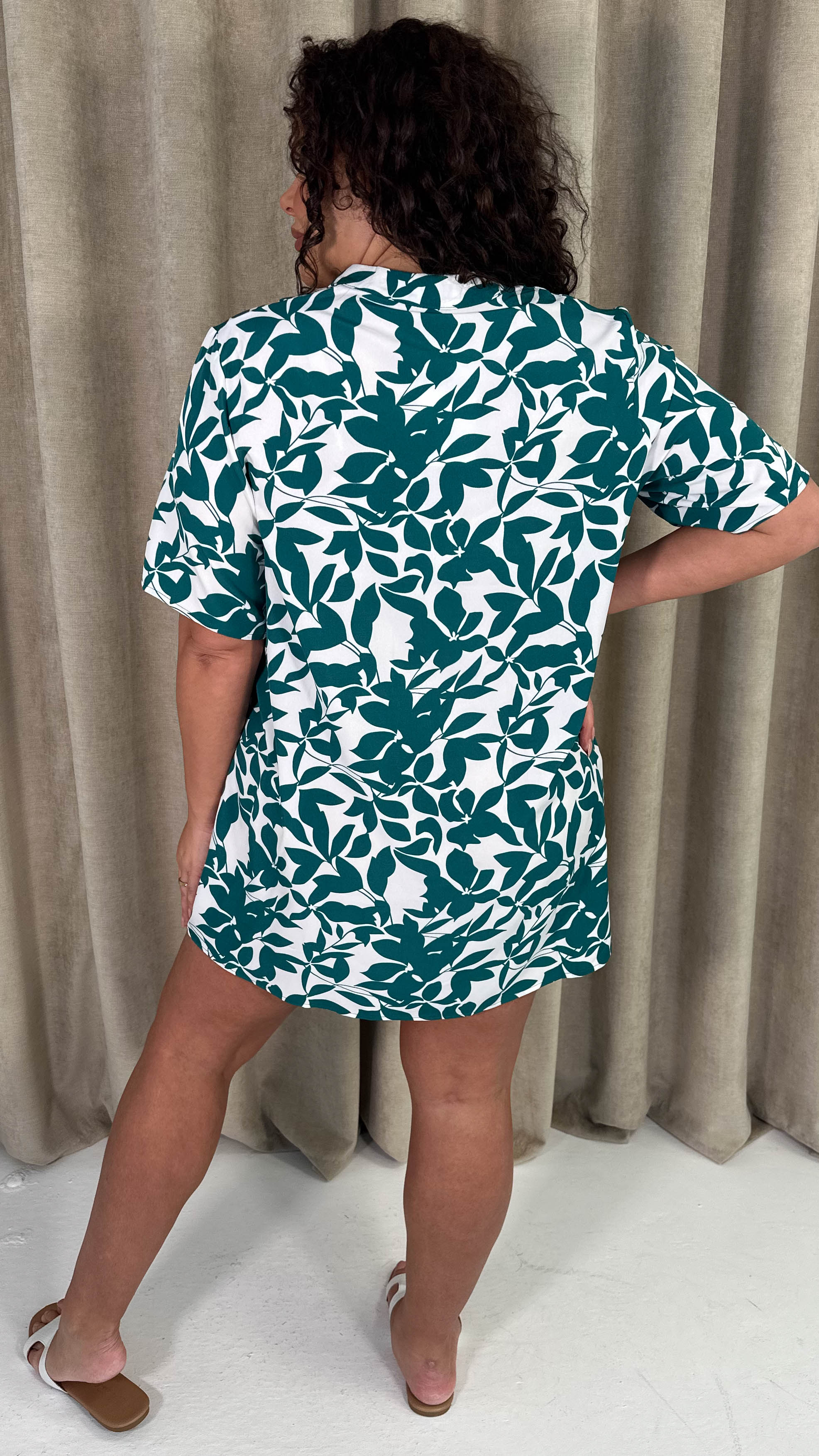 CurveWow Notch Neck Mini Shift Dress Green Floral