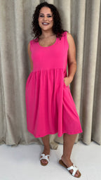 CurveWow Basic Sleeveless Pocket Dress Pink