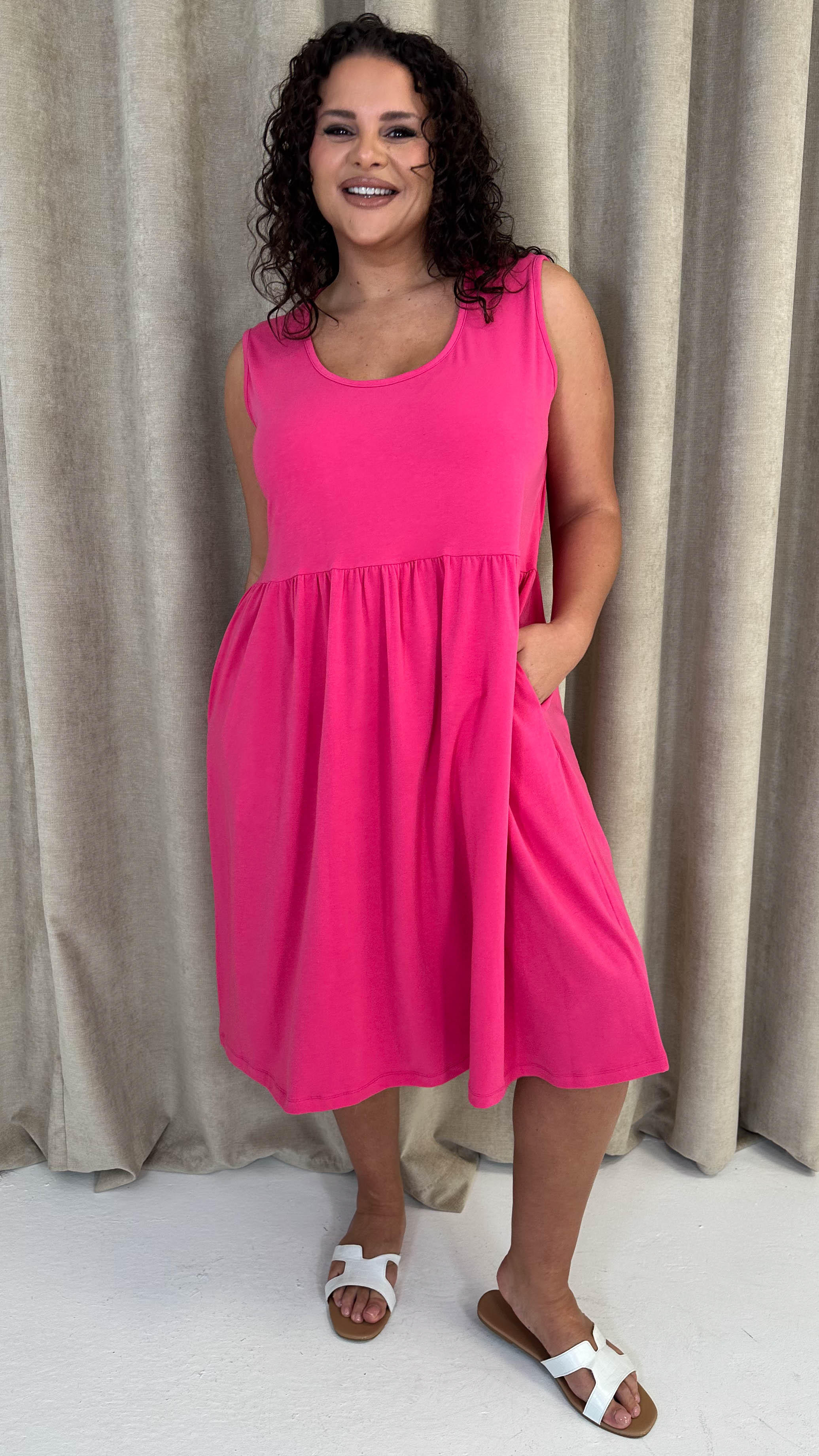 CurveWow Basic Sleeveless Pocket Dress Pink