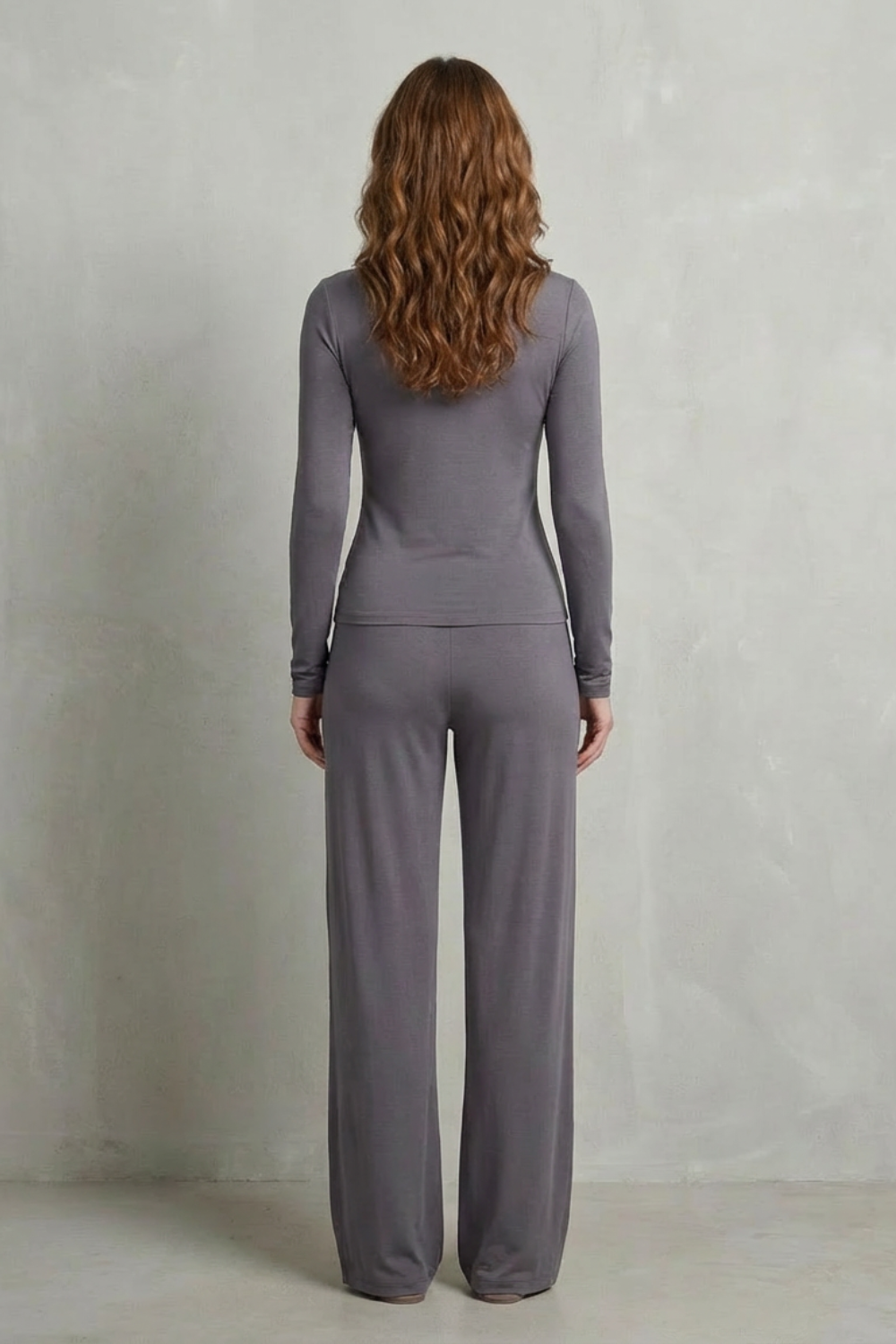 Élan – Sleek Simplicity – Pure Color Wide-Leg Pants Suit