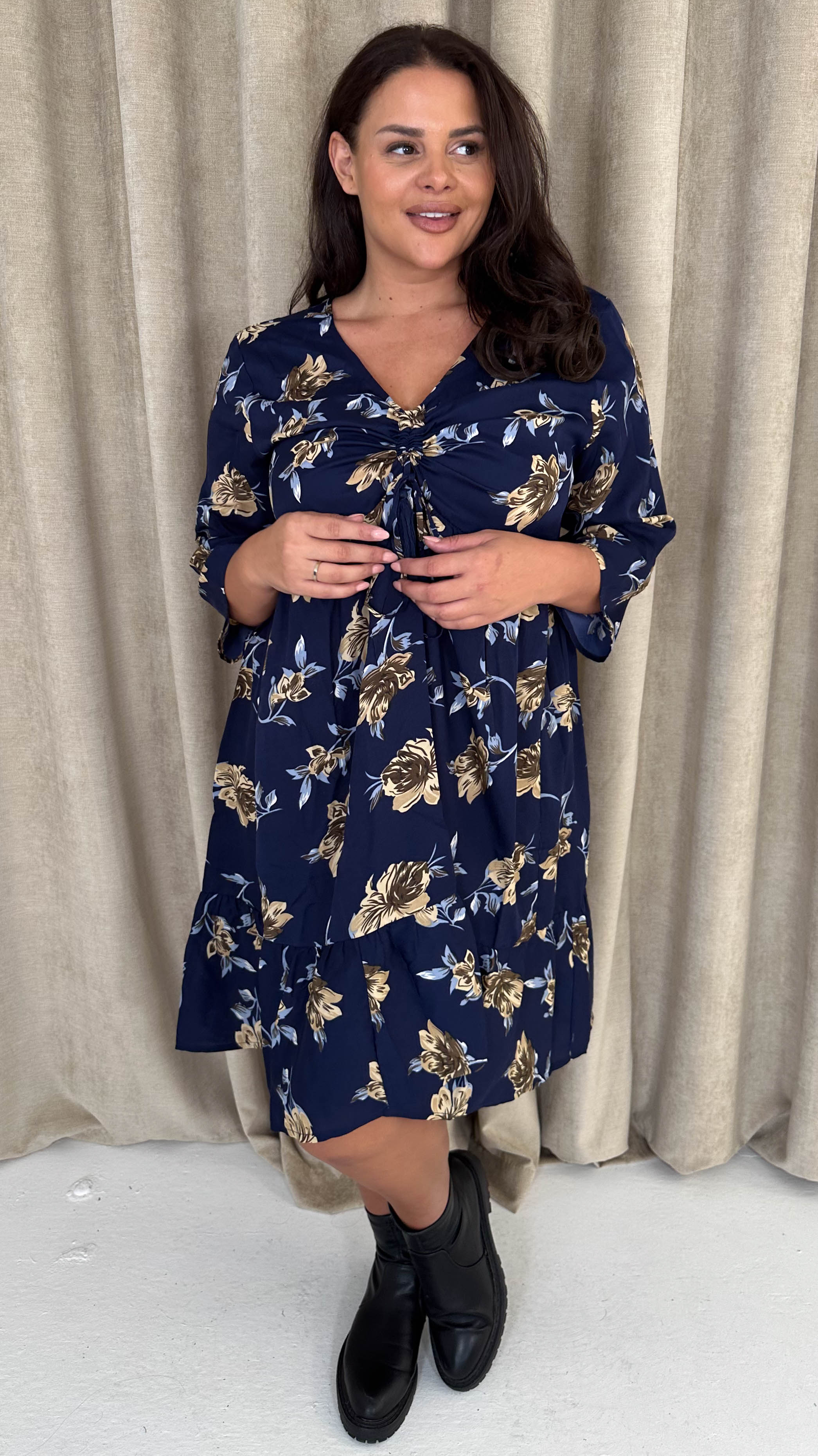 CurveWow Ruched Front Tiered Hem Dress Navy Floral