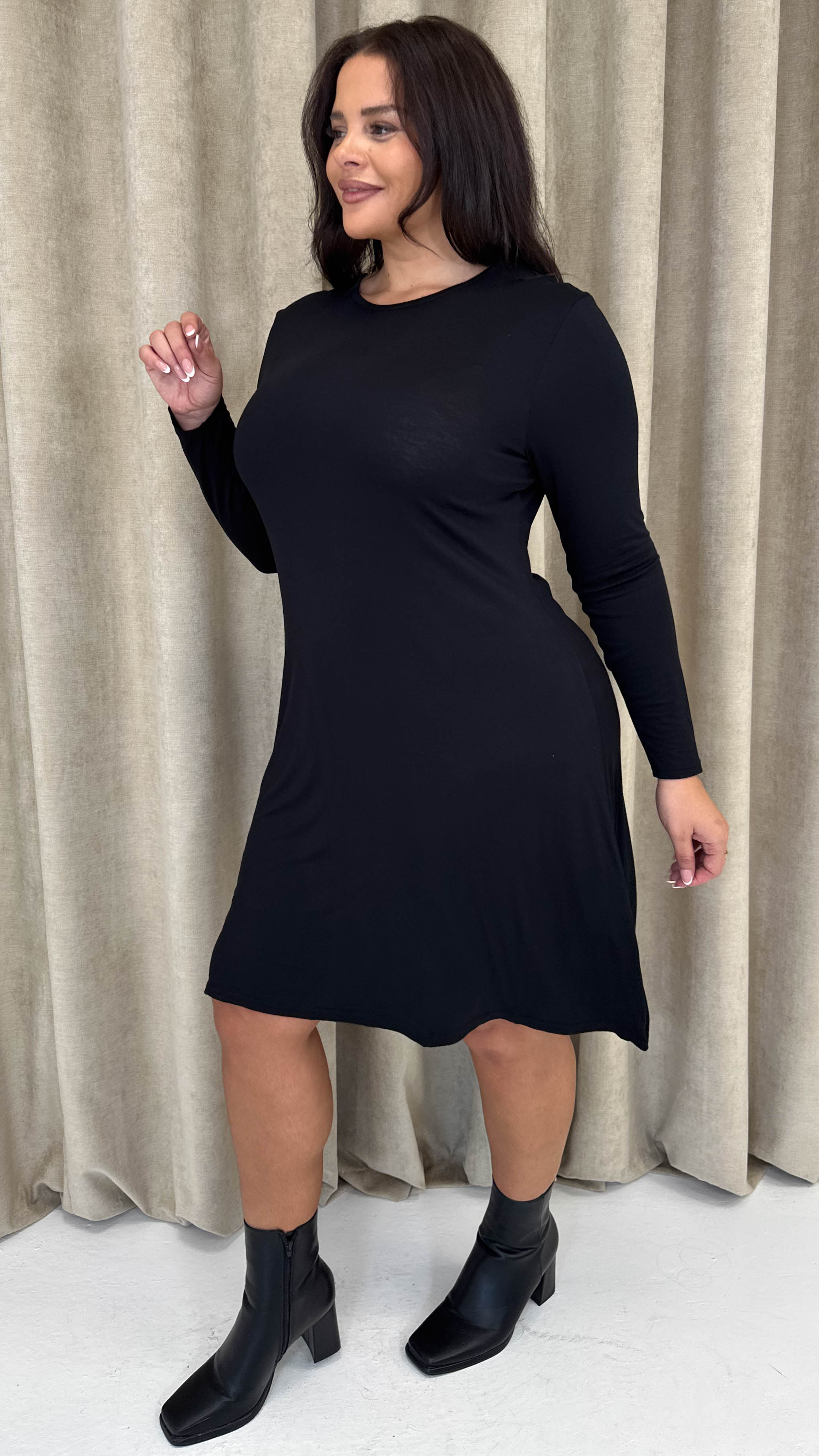 CurveWow Long Sleeve Swing Dress Black