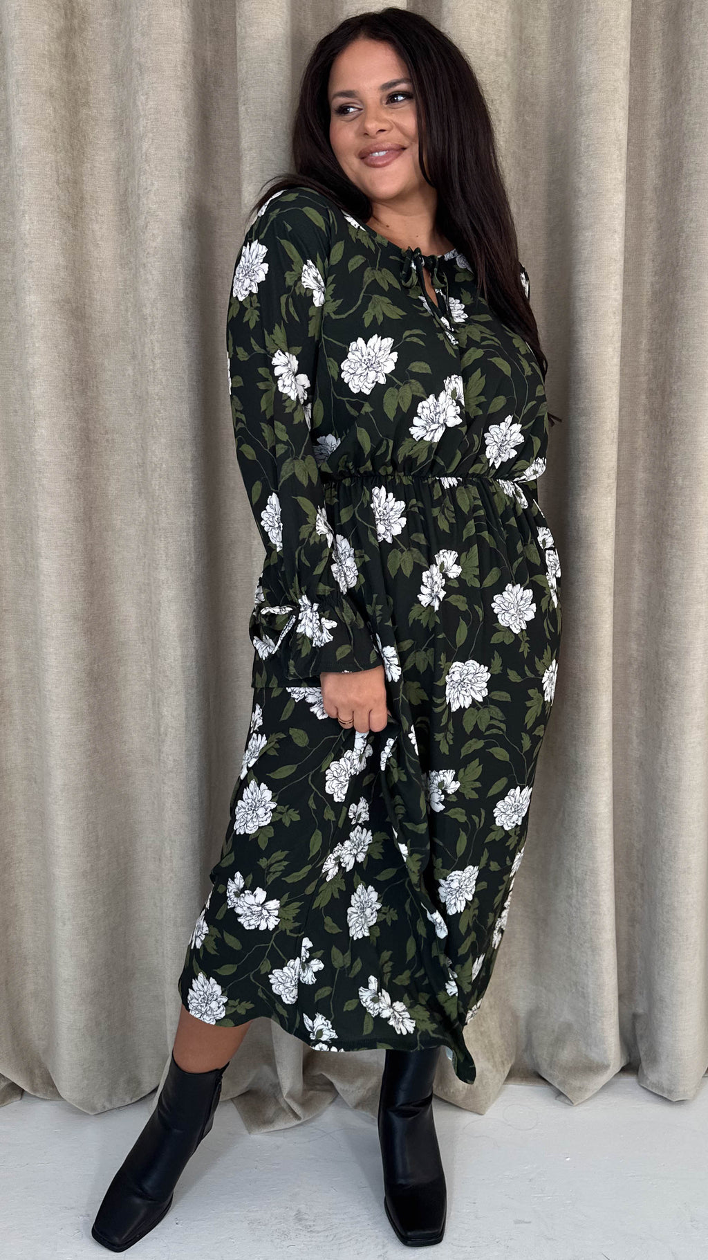 CurveWow Tie Cuff Midaxi Dress Black Floral