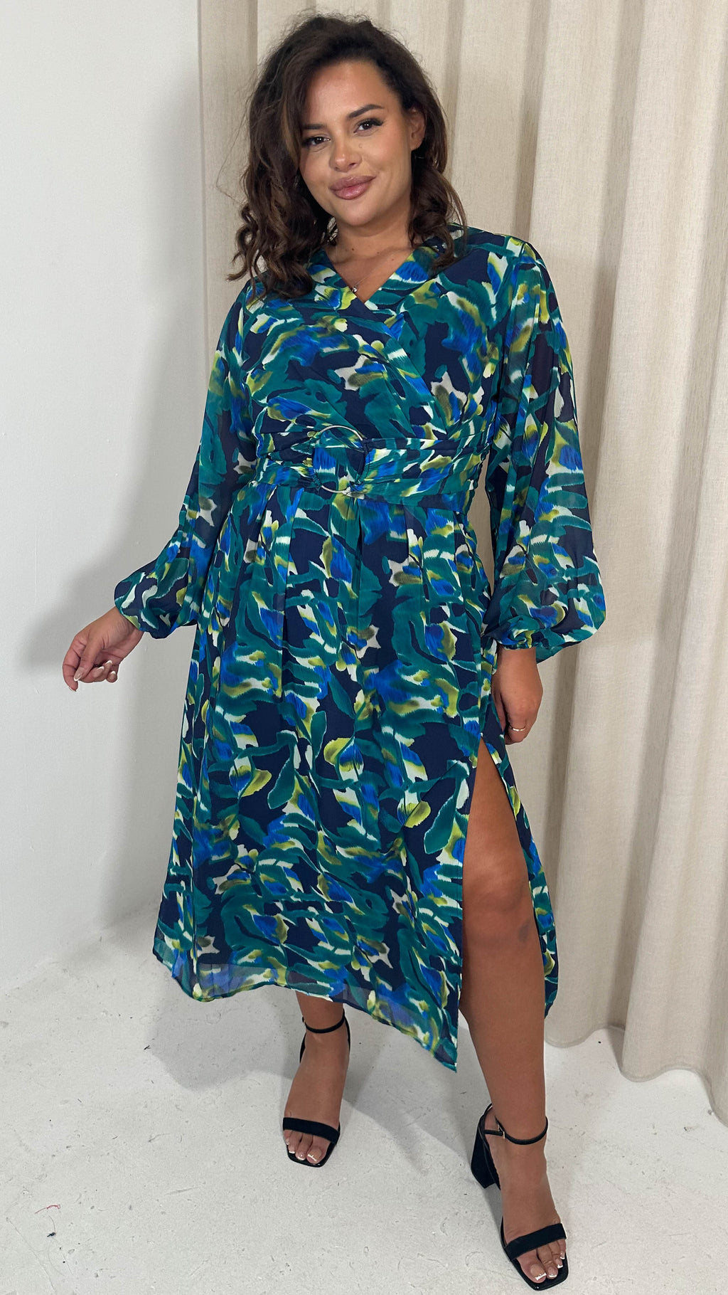 CurveWow Ring Waist V Neck Midi Dress Green Floral