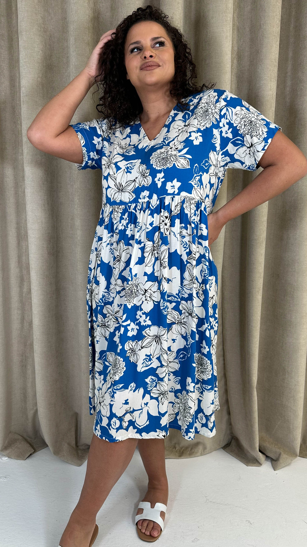 CurveWow Printed V Neck Smock Dress Blue Floral