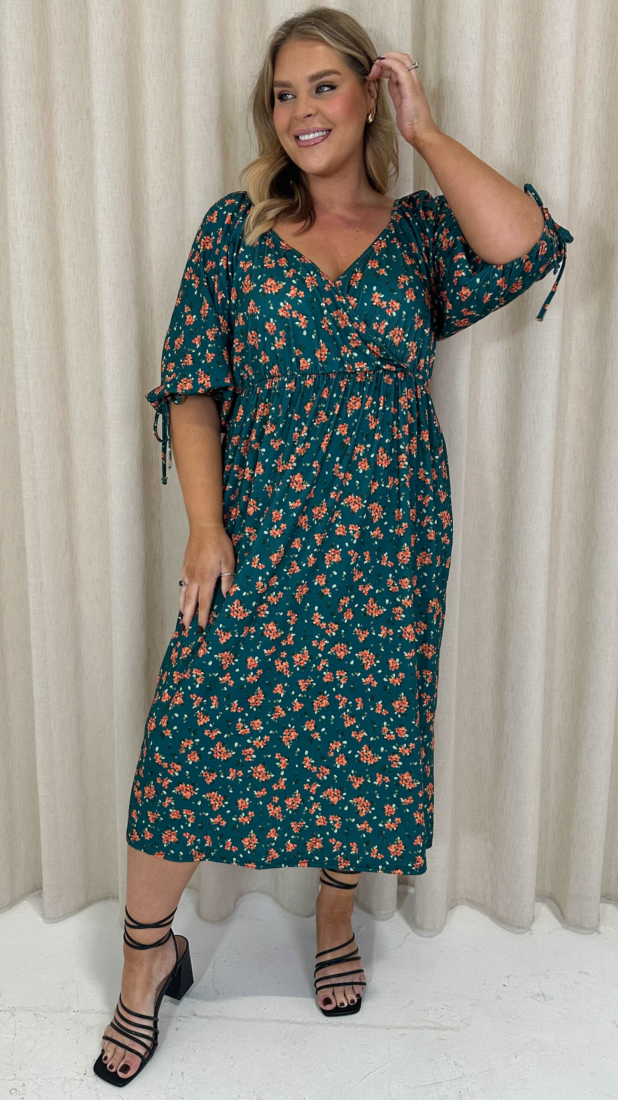 CurveWow Wrap 3/4 Balloon Sleeve Dress Green Floral